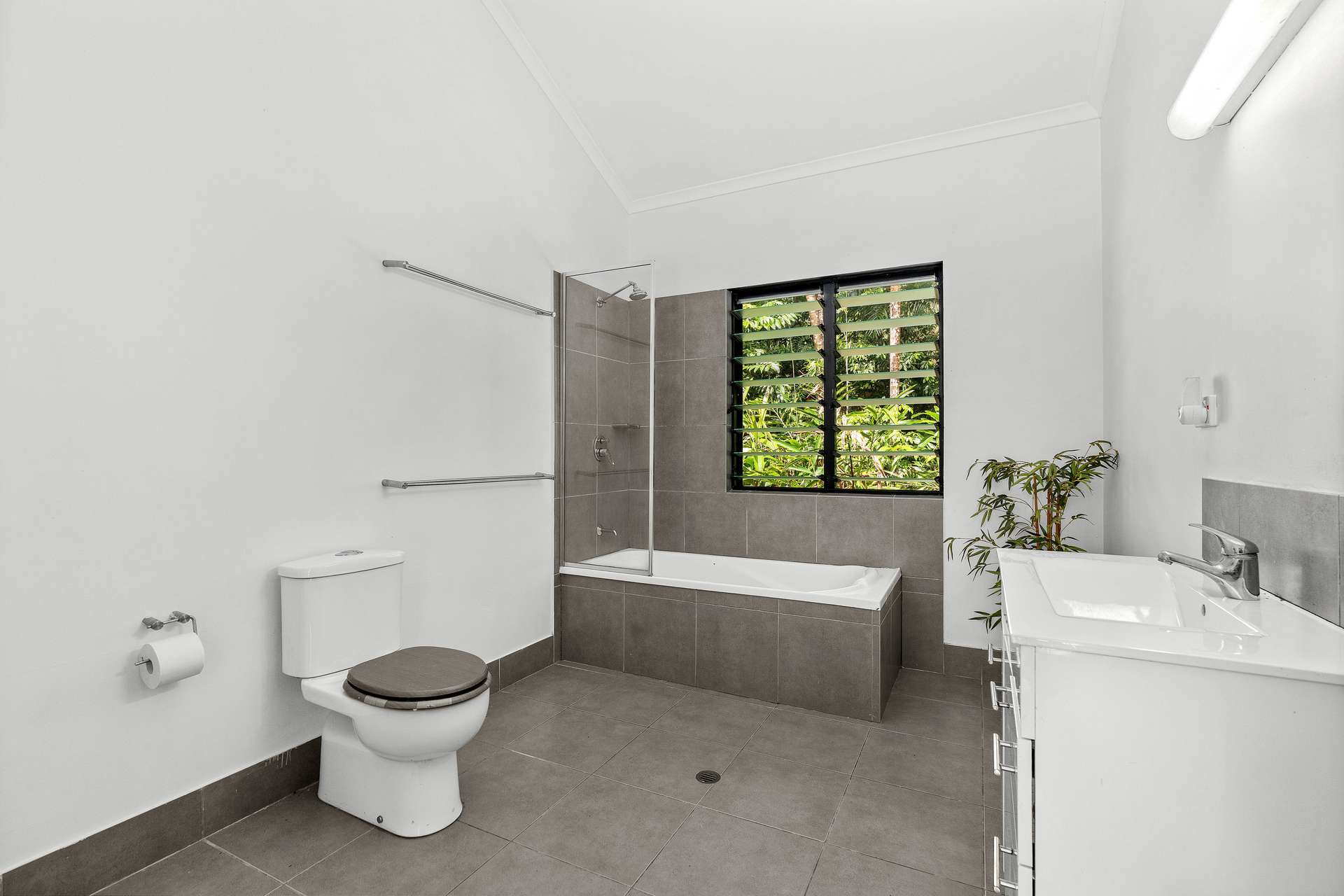 10 Quandong Road, Cow Bay, Daintree For Sale by Farmbuy.com - image 10