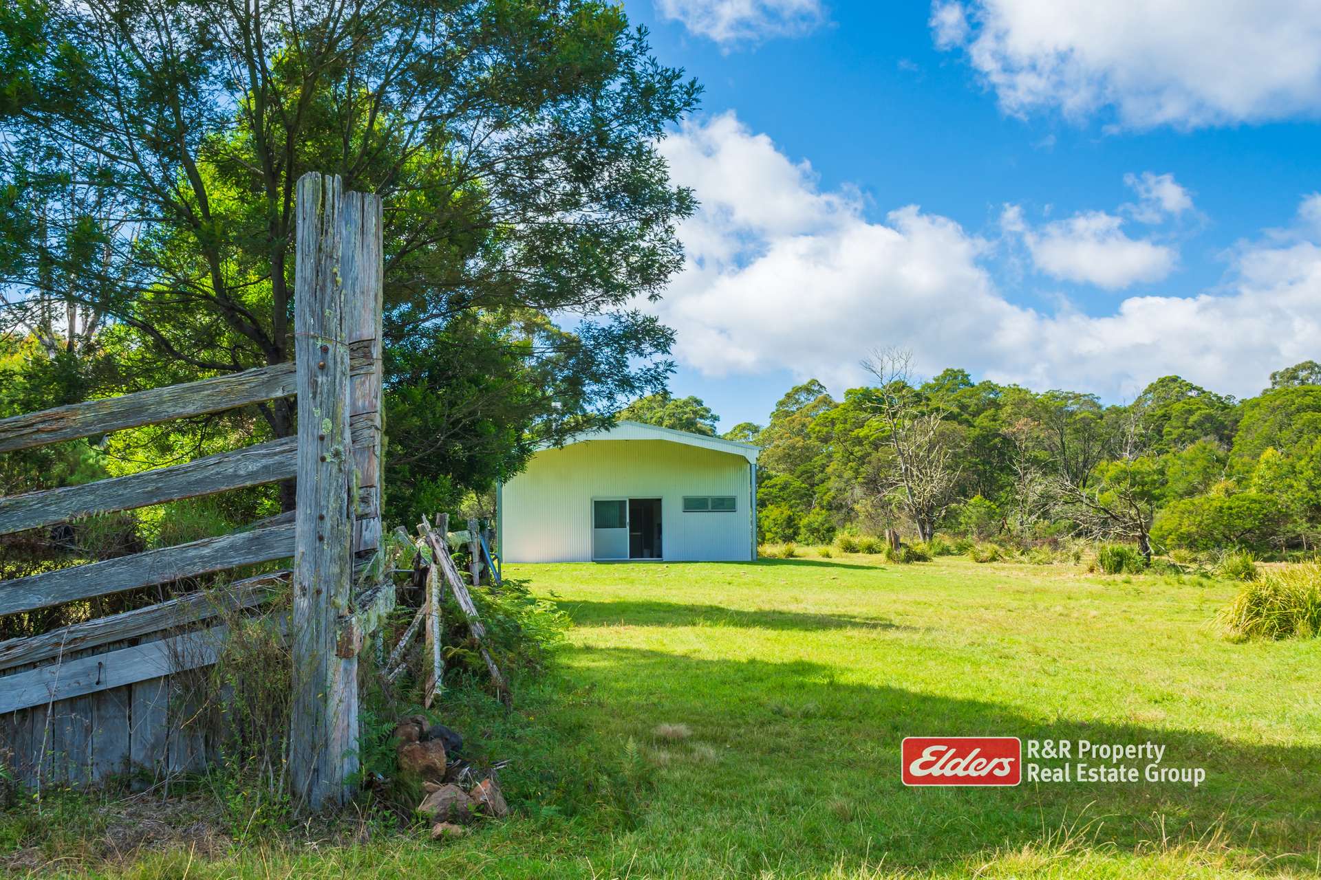 Off Thunderbolts Way, MARES RUN Via, Gloucester For Sale by Farmbuy.com - image 11