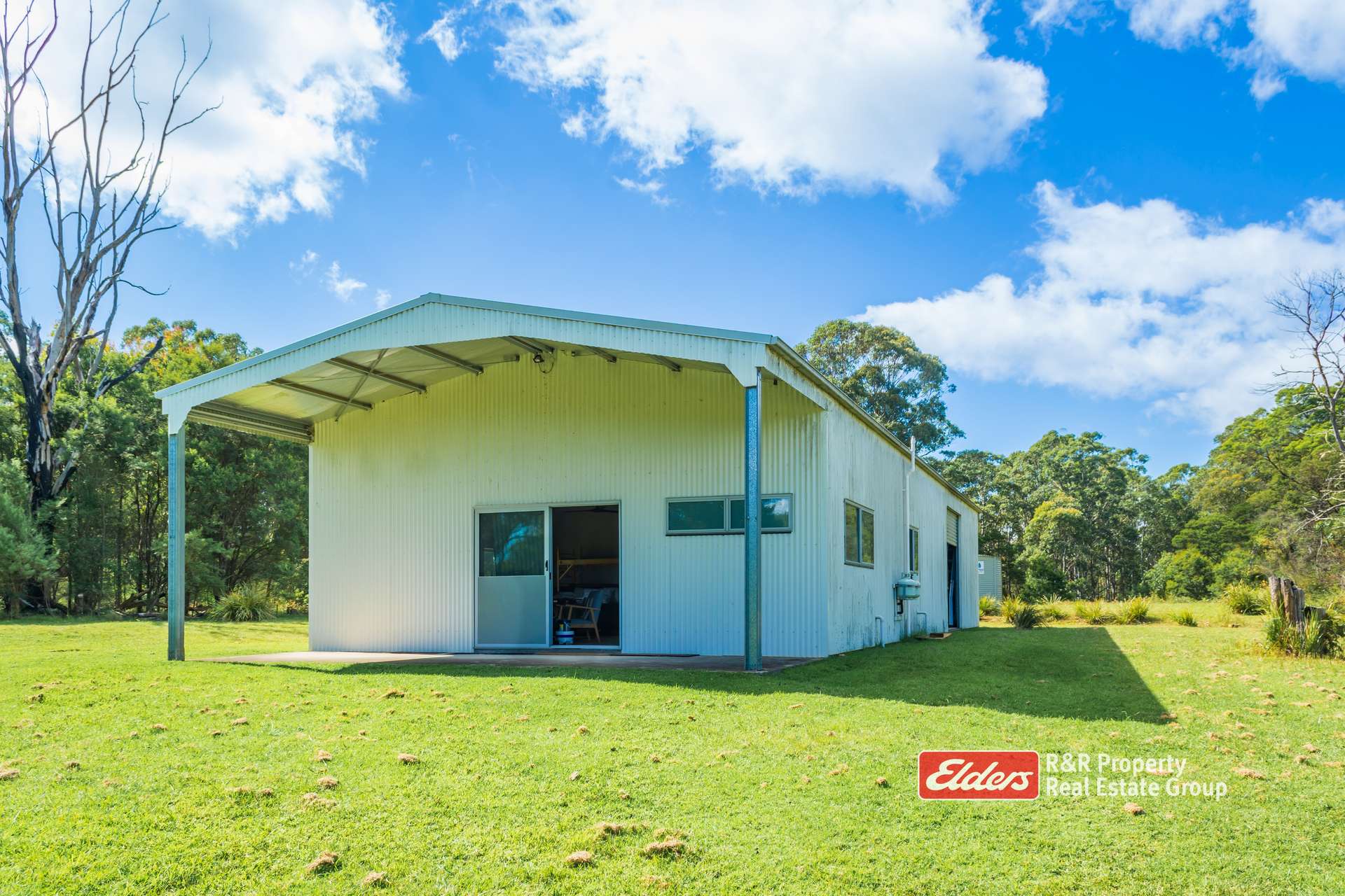 Off Thunderbolts Way, MARES RUN Via, Gloucester For Sale by Farmbuy.com - image 12