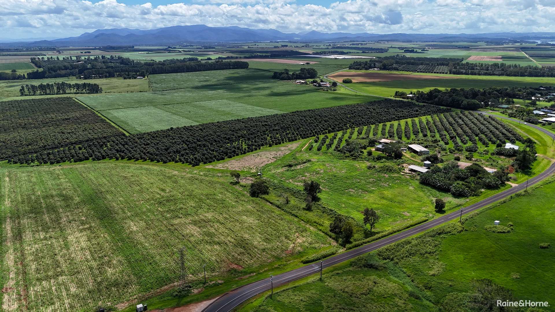 43 - 139 Tinaroo Falls Dam Road, Atherton For Sale by Farmbuy.com - image 3
