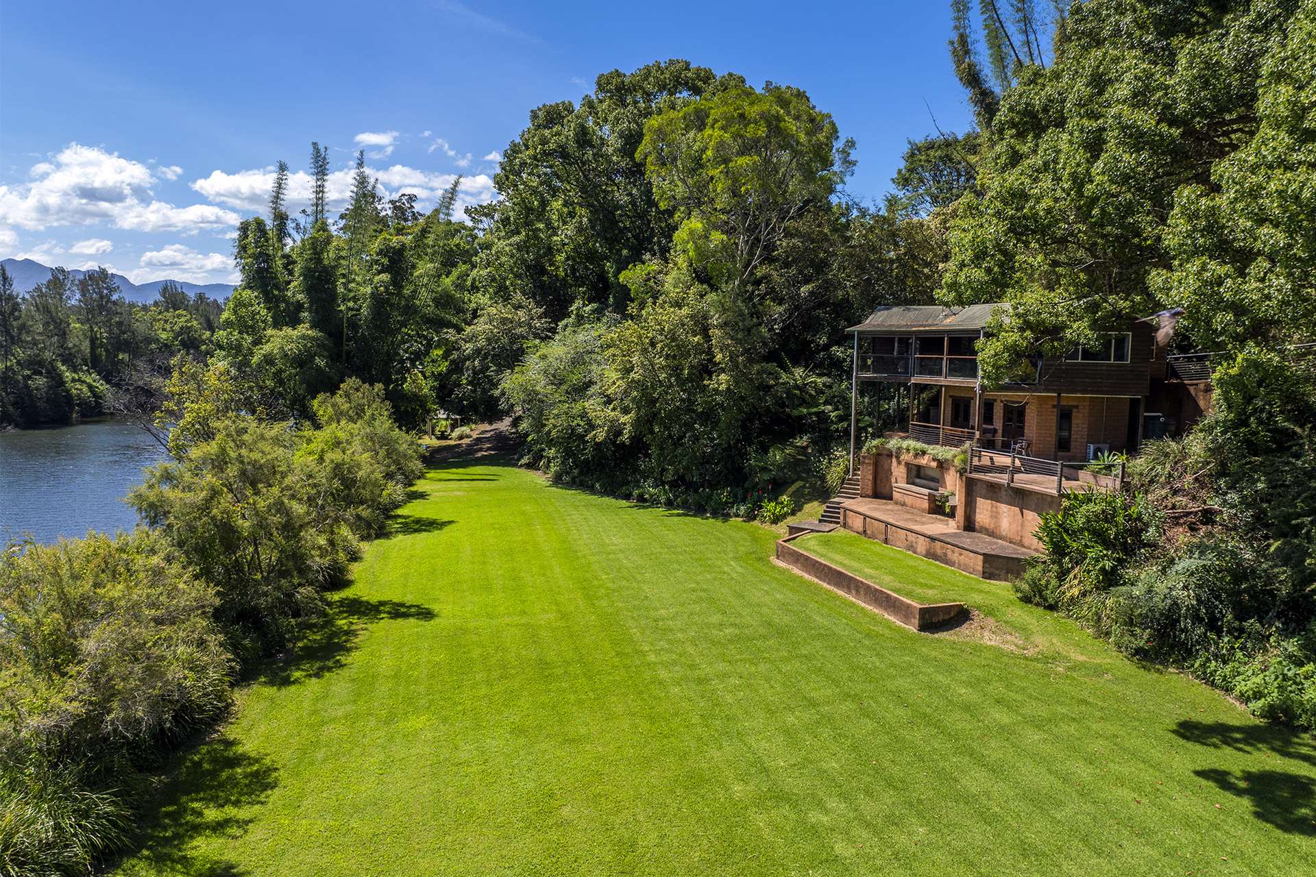 224 North Bank Road, Bellingen For Sale by Farmbuy.com - image 4