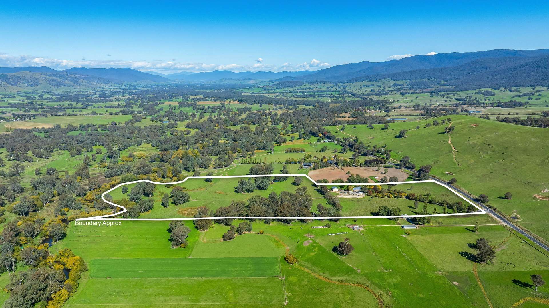 2123 Kiewa Valley Highway, Kergunyah Sold by Farmbuy.com - image 1