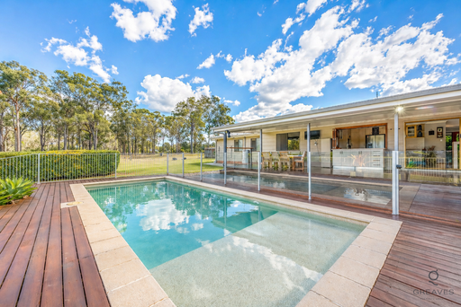 7 Paradise Lane, Branyan QLD 4670
