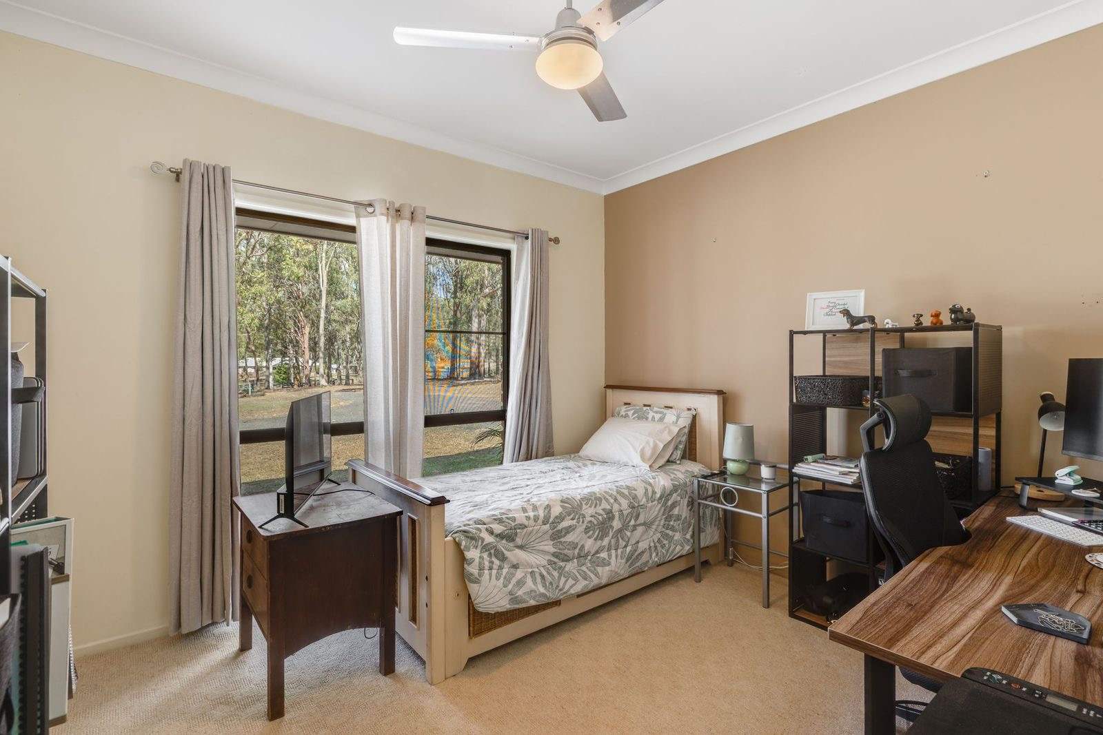 7 Porteus Road, Withcott For Sale by Farmbuy.com - image 8