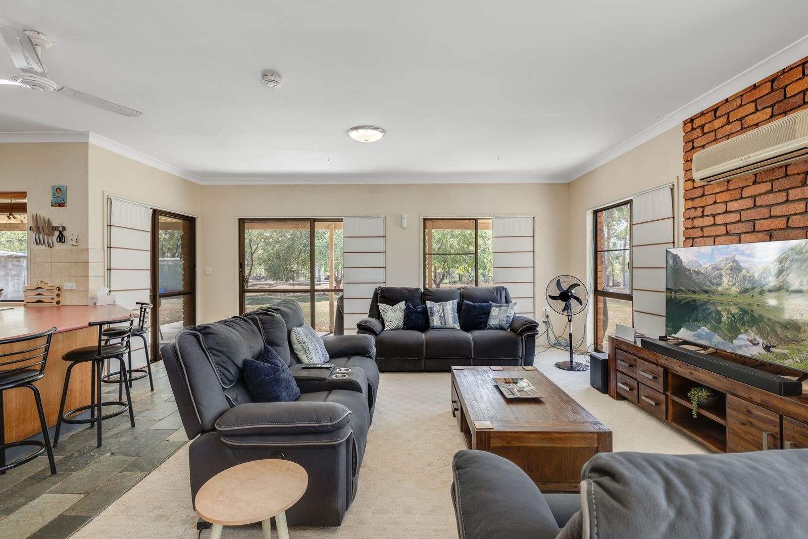 7 Porteus Road, Withcott For Sale by Farmbuy.com - image 16