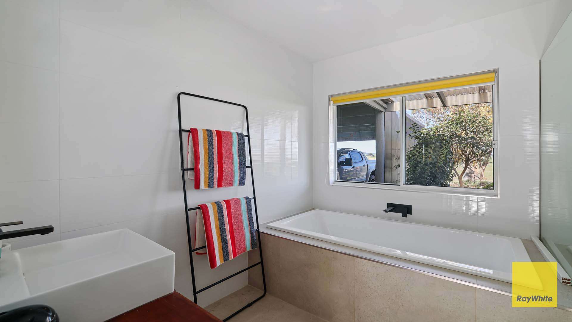 20 Larkin Road, Fish Creek For Sale by Farmbuy.com - image 17