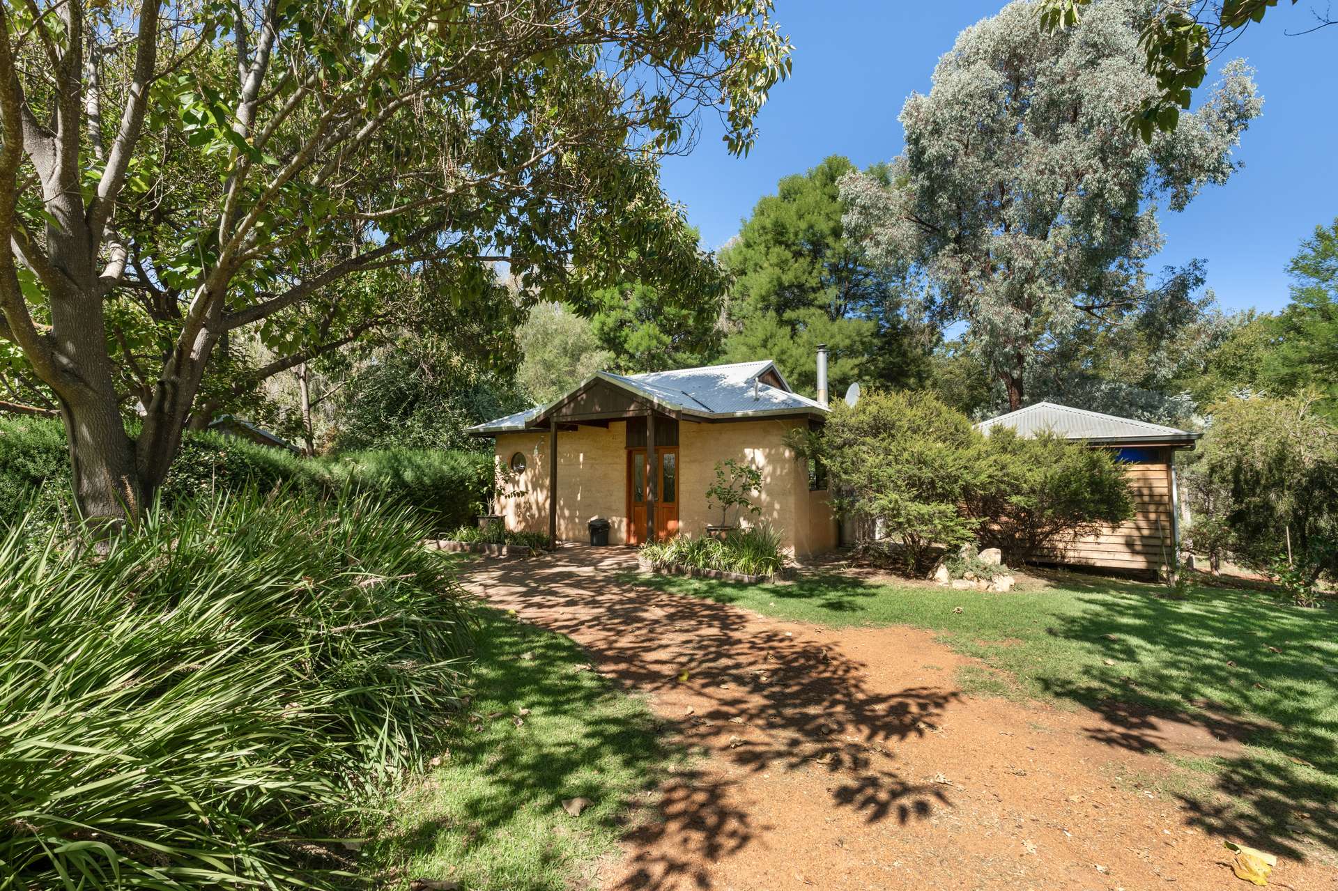 127 Jayes Road, Balingup For Sale by Farmbuy.com - image 2