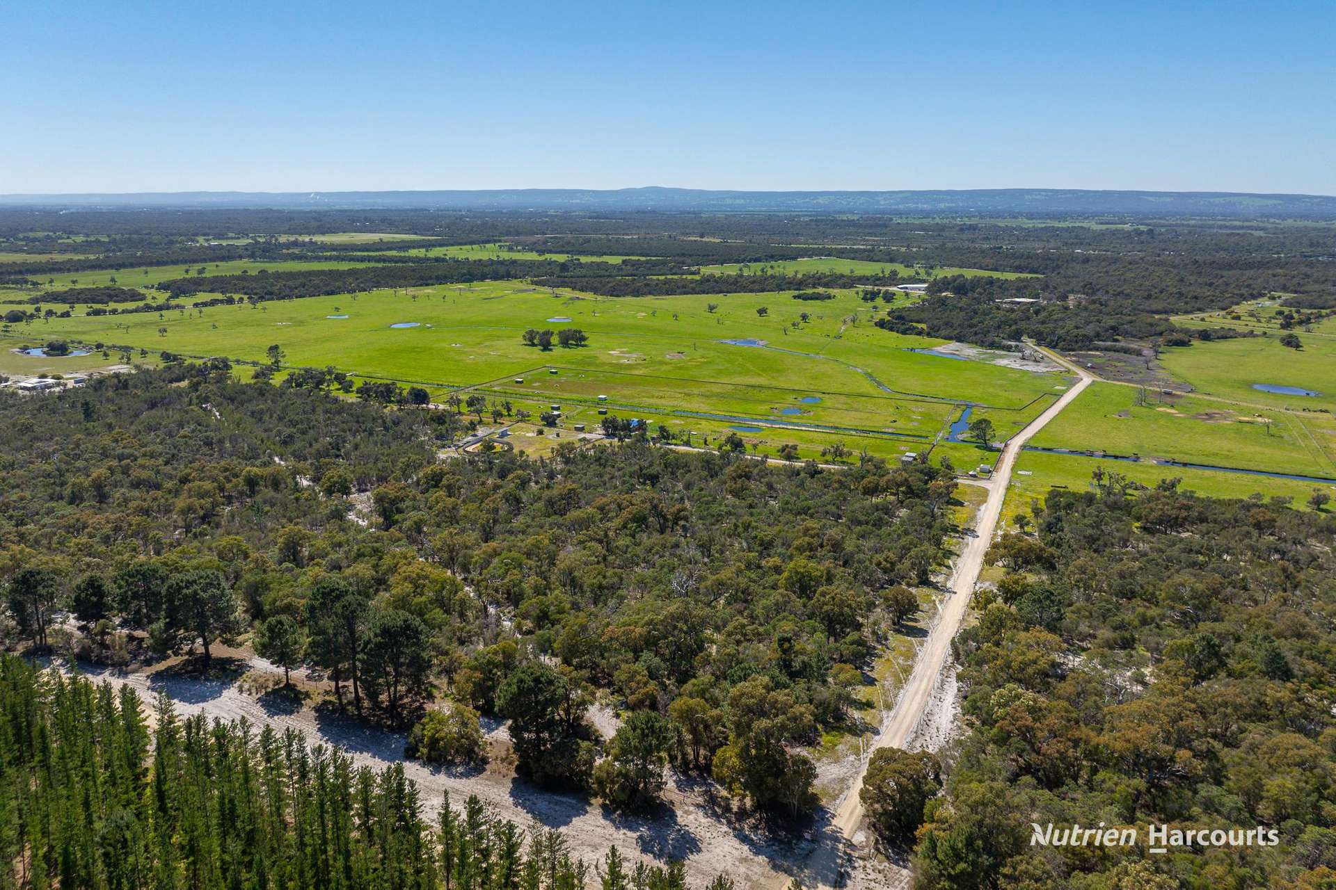 519 & 545 Crampton Road, Uduc For Sale by Farmbuy.com - image 14