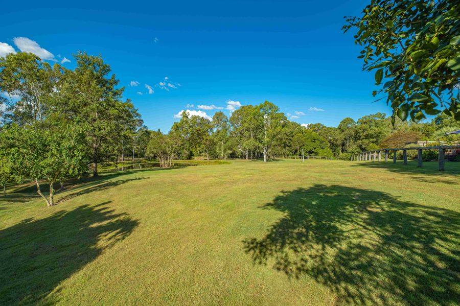 284 Lawson Road, Jones Hill For Sale by Farmbuy.com - image 10