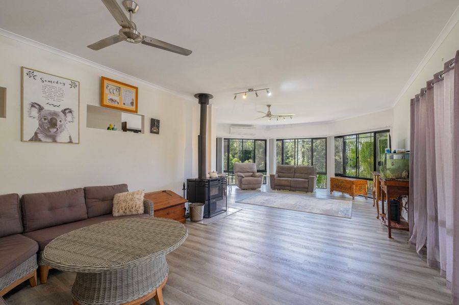 284 Lawson Road, Jones Hill For Sale by Farmbuy.com - image 5
