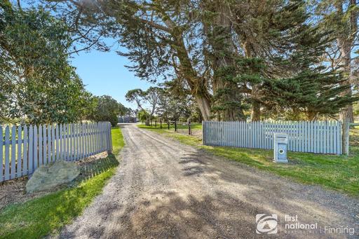Farm For Sale - VIC - Somerville - 3912 - 5 ACRES OF ENDLESS OPPORTUNITIES 