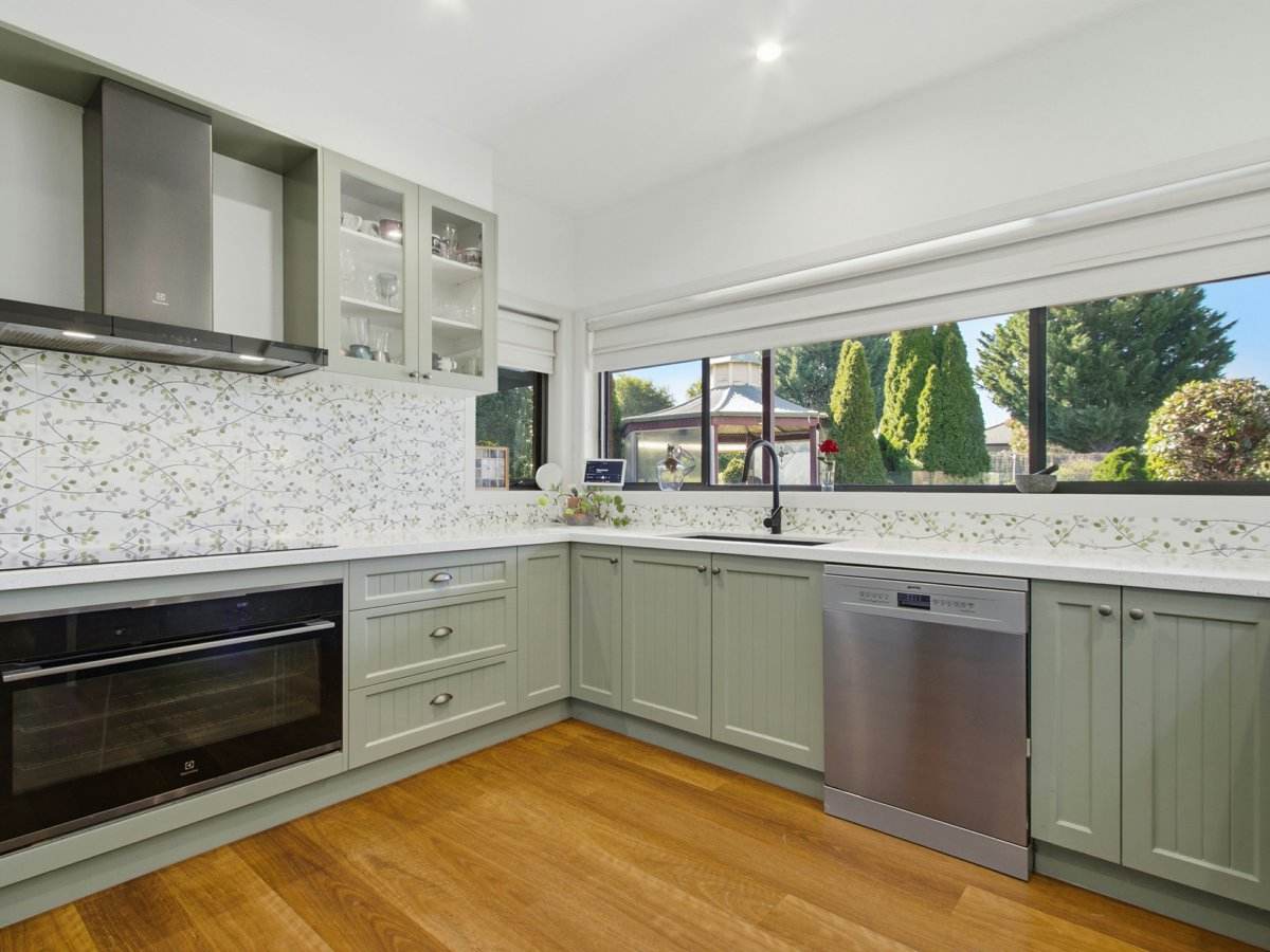29 Timbarra Drive, Eastwood For Sale by Farmbuy.com - image 8