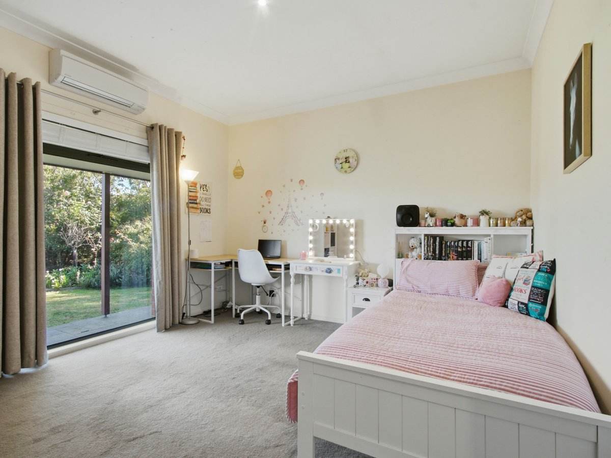 29 Timbarra Drive, Eastwood For Sale by Farmbuy.com - image 14