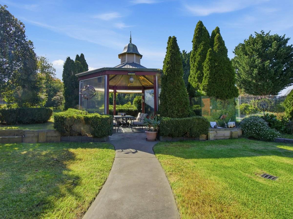 29 Timbarra Drive, Eastwood For Sale by Farmbuy.com - image 18