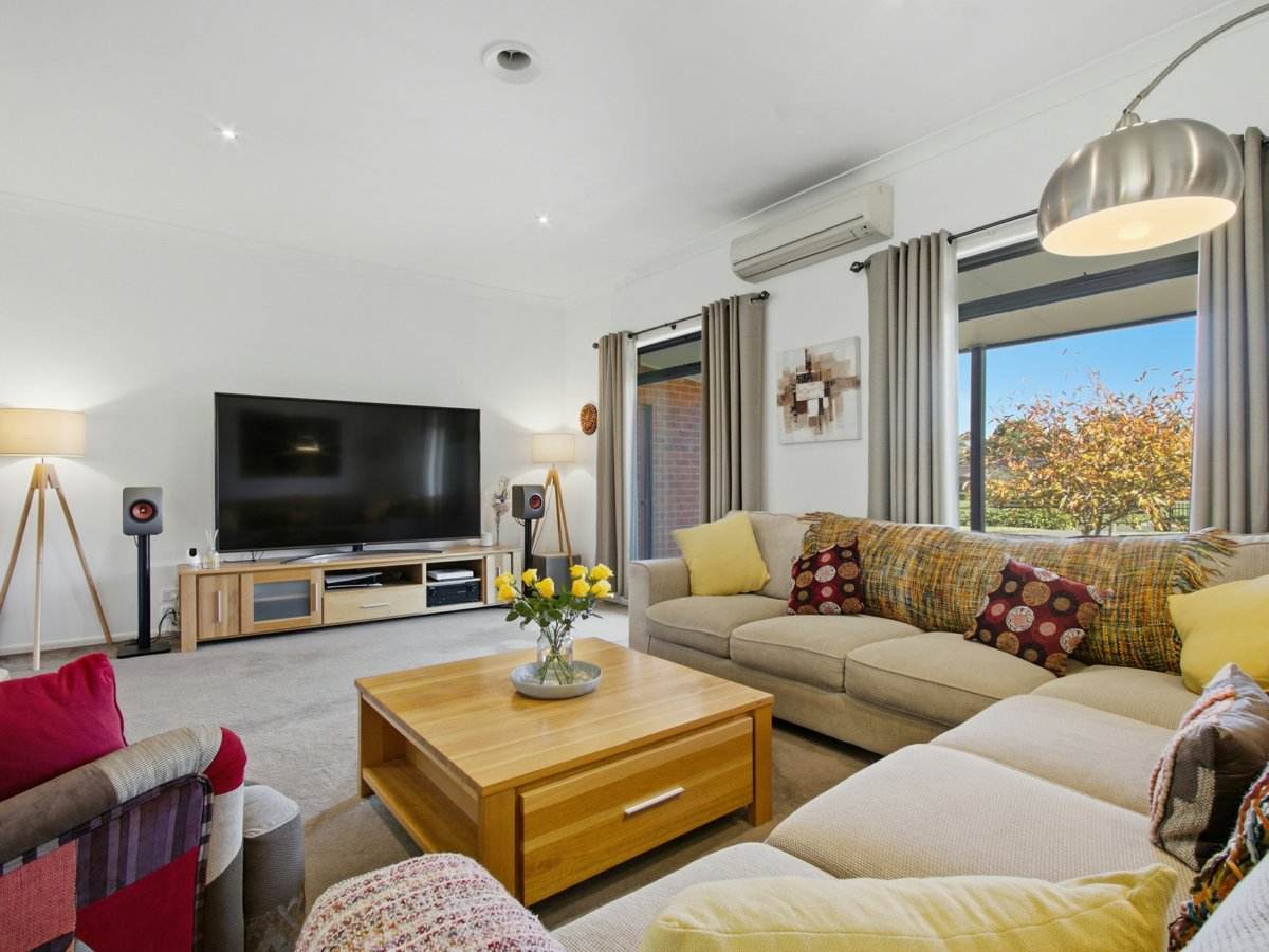 29 Timbarra Drive, Eastwood For Sale by Farmbuy.com - image 3