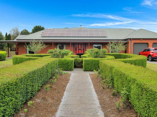 Farm For Sale - VIC - Eastwood - 3875 - RESORT STYLE LIVING IN THE HEART OF EASTWOOD 