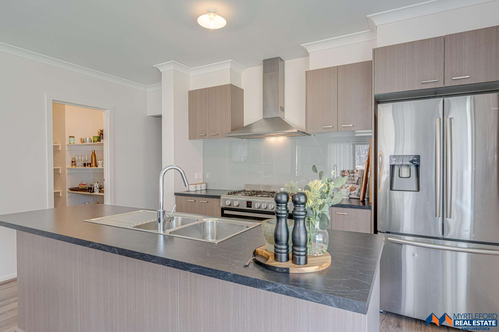 24 Eldorado-Tarrawingee Road, Eldorado For Sale by Farmbuy.com - image 6