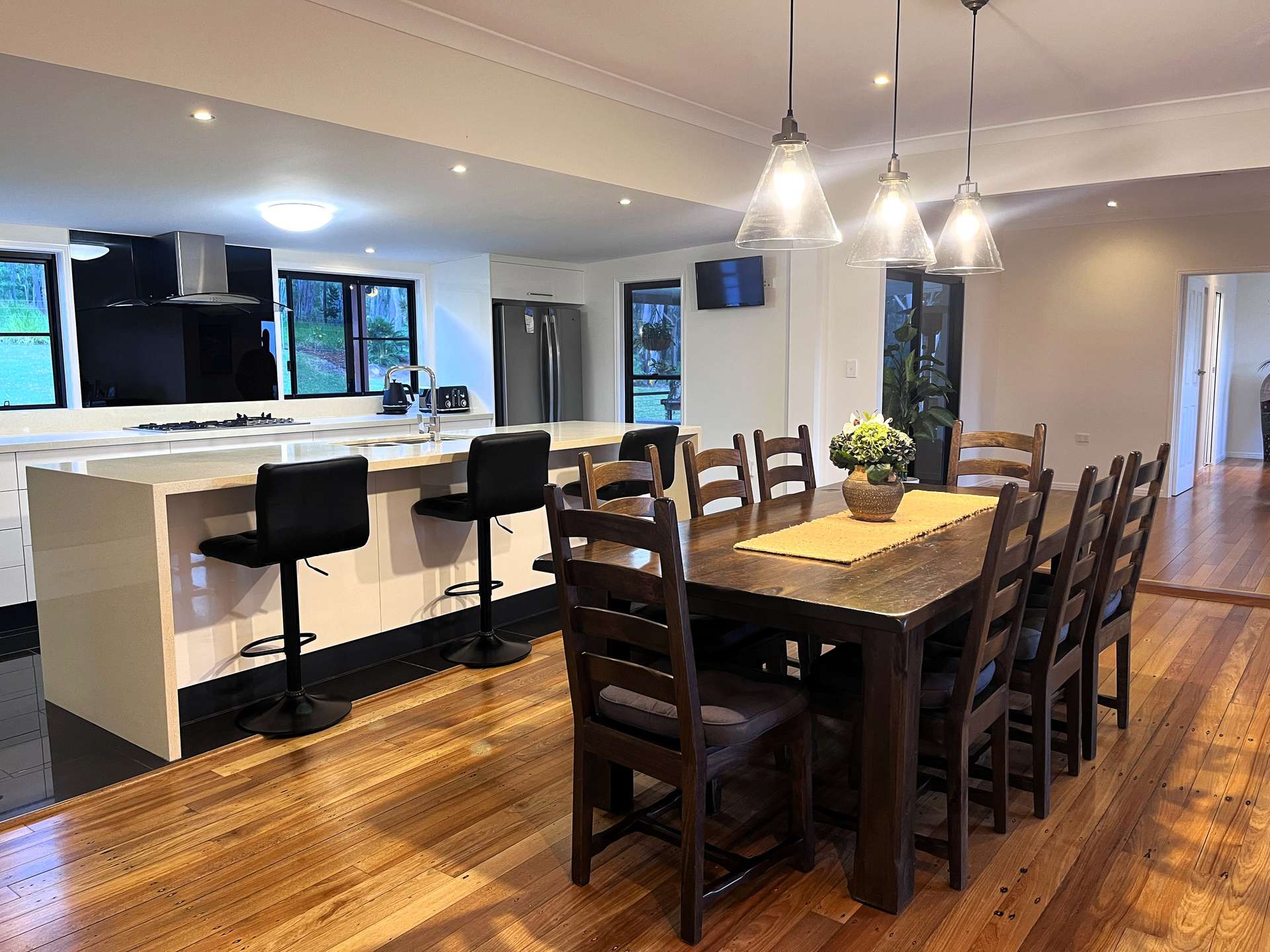 Devereux Creek For Sale by Farmbuy.com - image 16