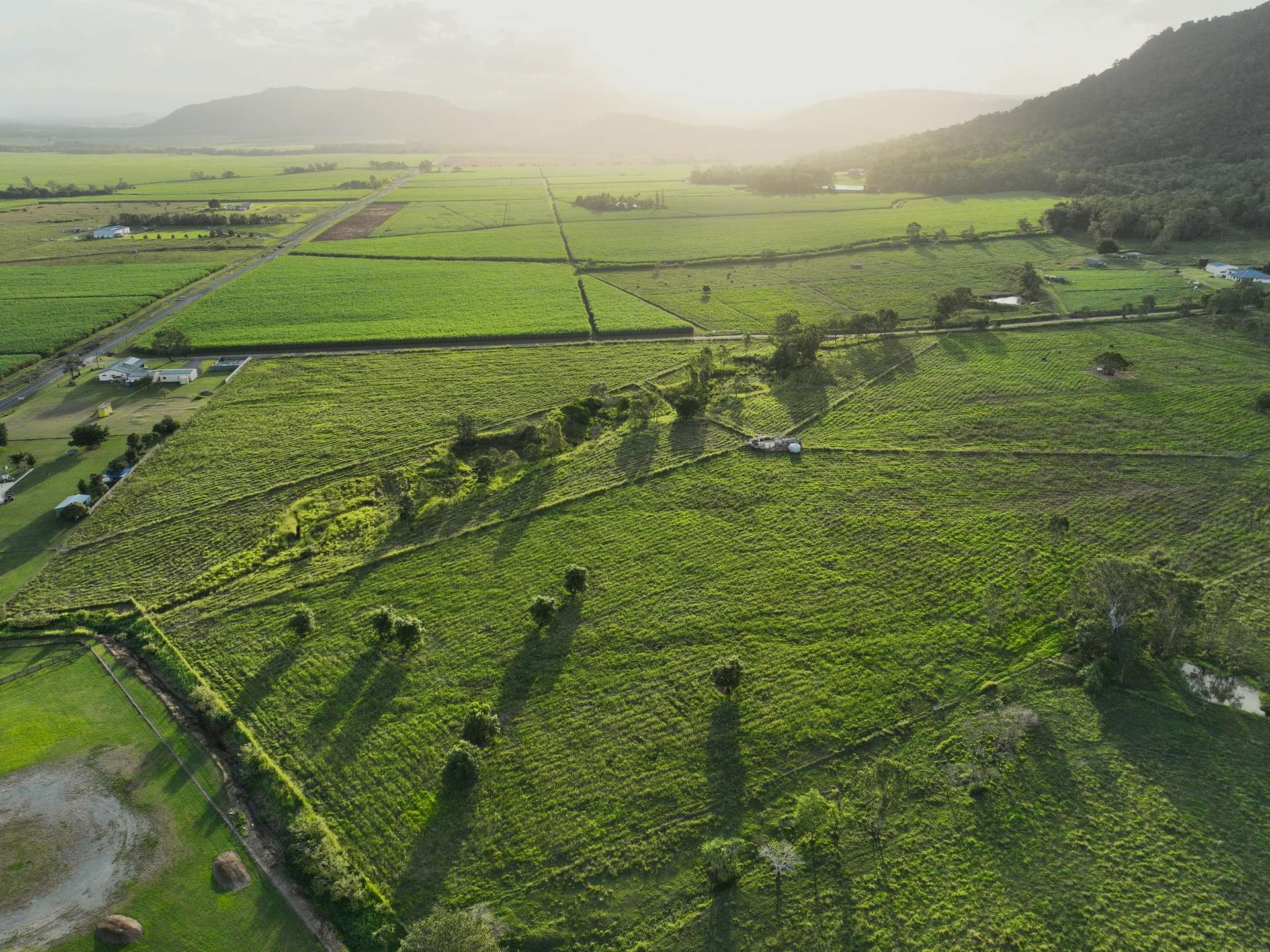Devereux Creek For Sale by Farmbuy.com - image 6