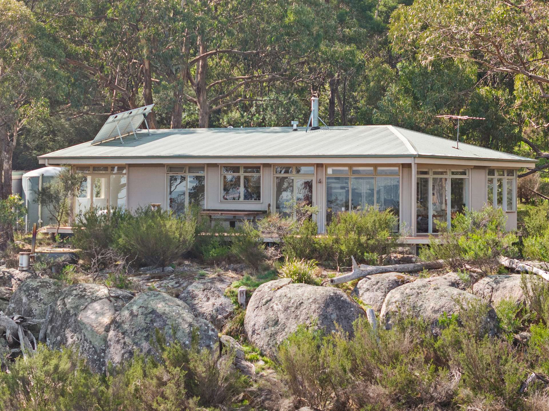560 Ennis Road, Tallarook For Sale by Farmbuy.com - image 4