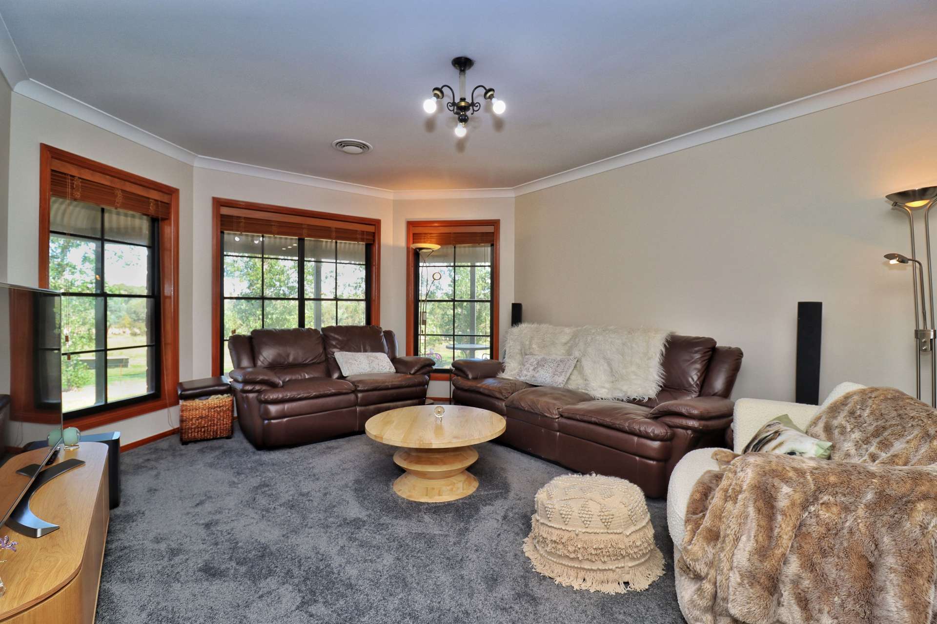 24 SAINES ESTATE ROAD, Young For Sale by Farmbuy.com - image 4