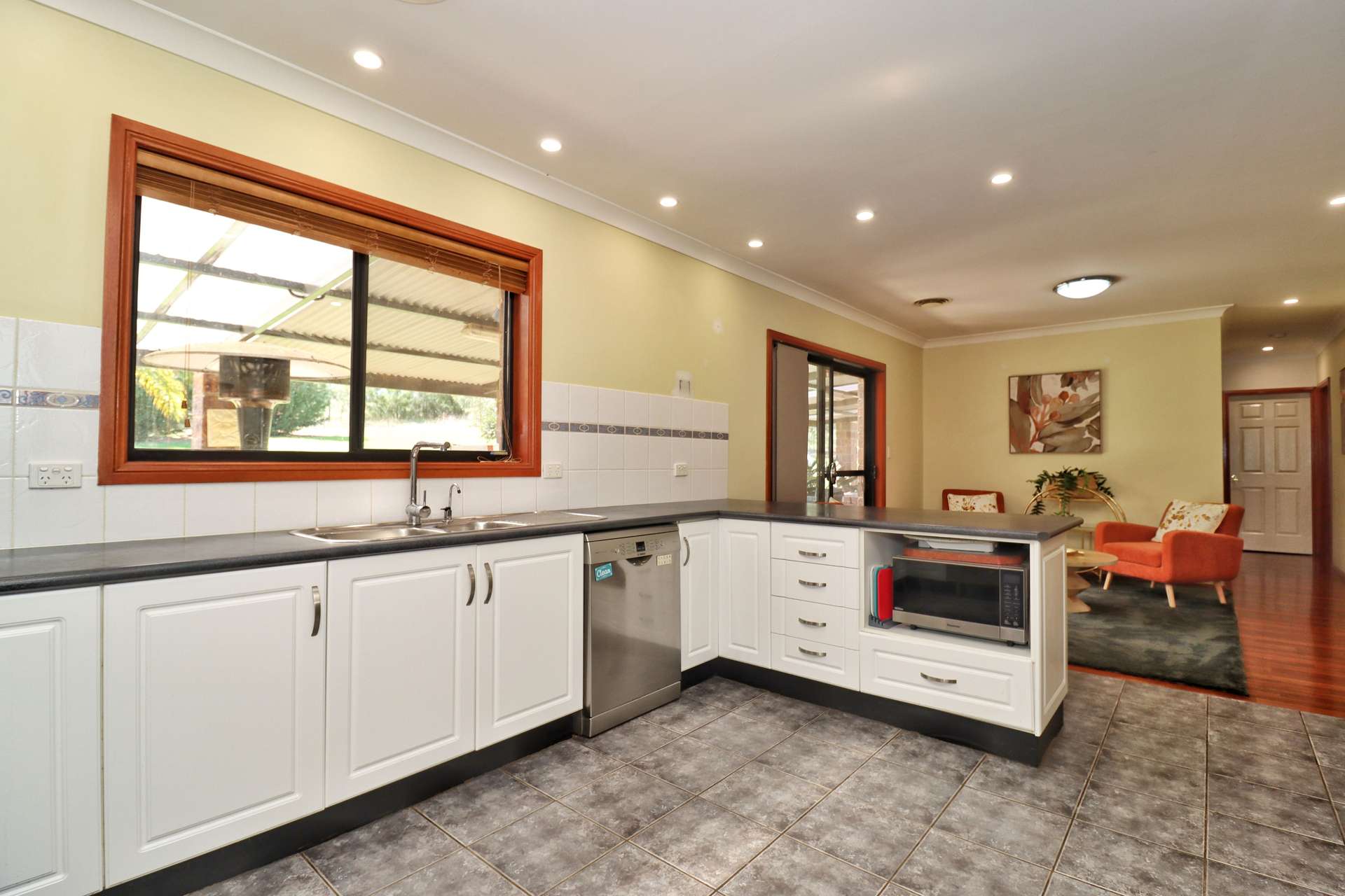 24 SAINES ESTATE ROAD, Young For Sale by Farmbuy.com - image 9