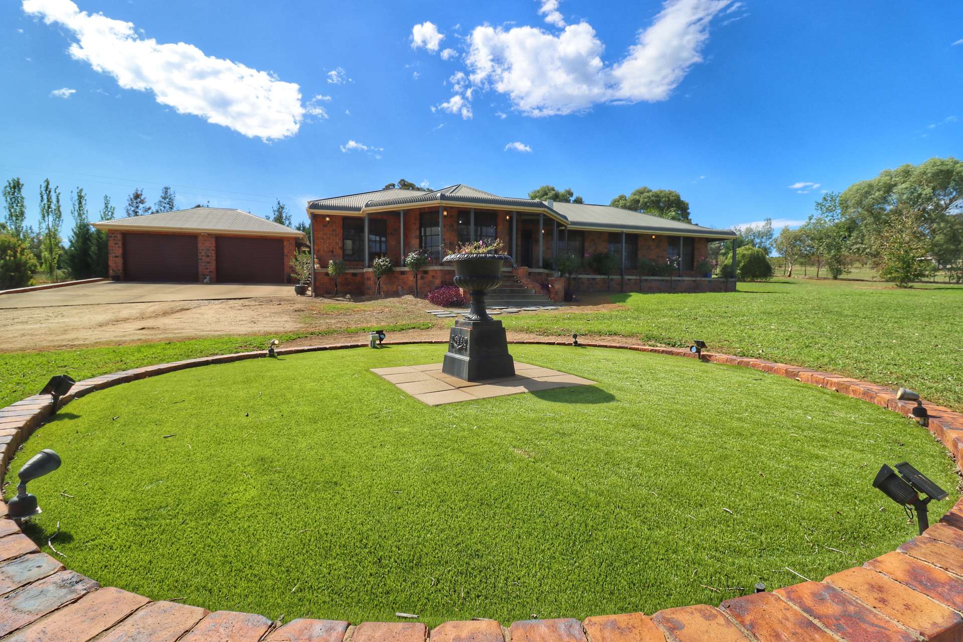 24 SAINES ESTATE ROAD, Young For Sale by Farmbuy.com - image 8