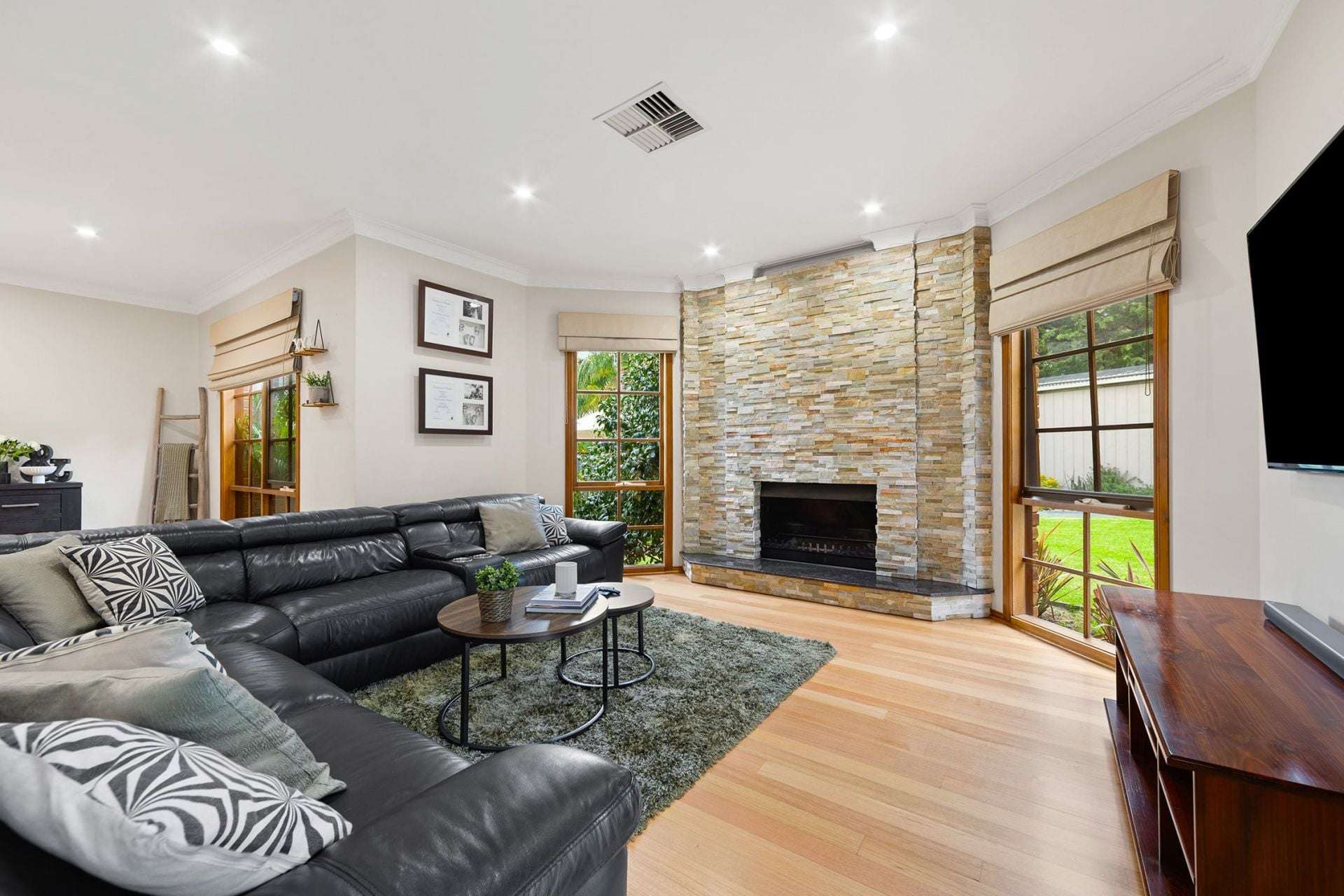 12 Kanaru Court, Narre Warren North For Sale by Farmbuy.com - image 10