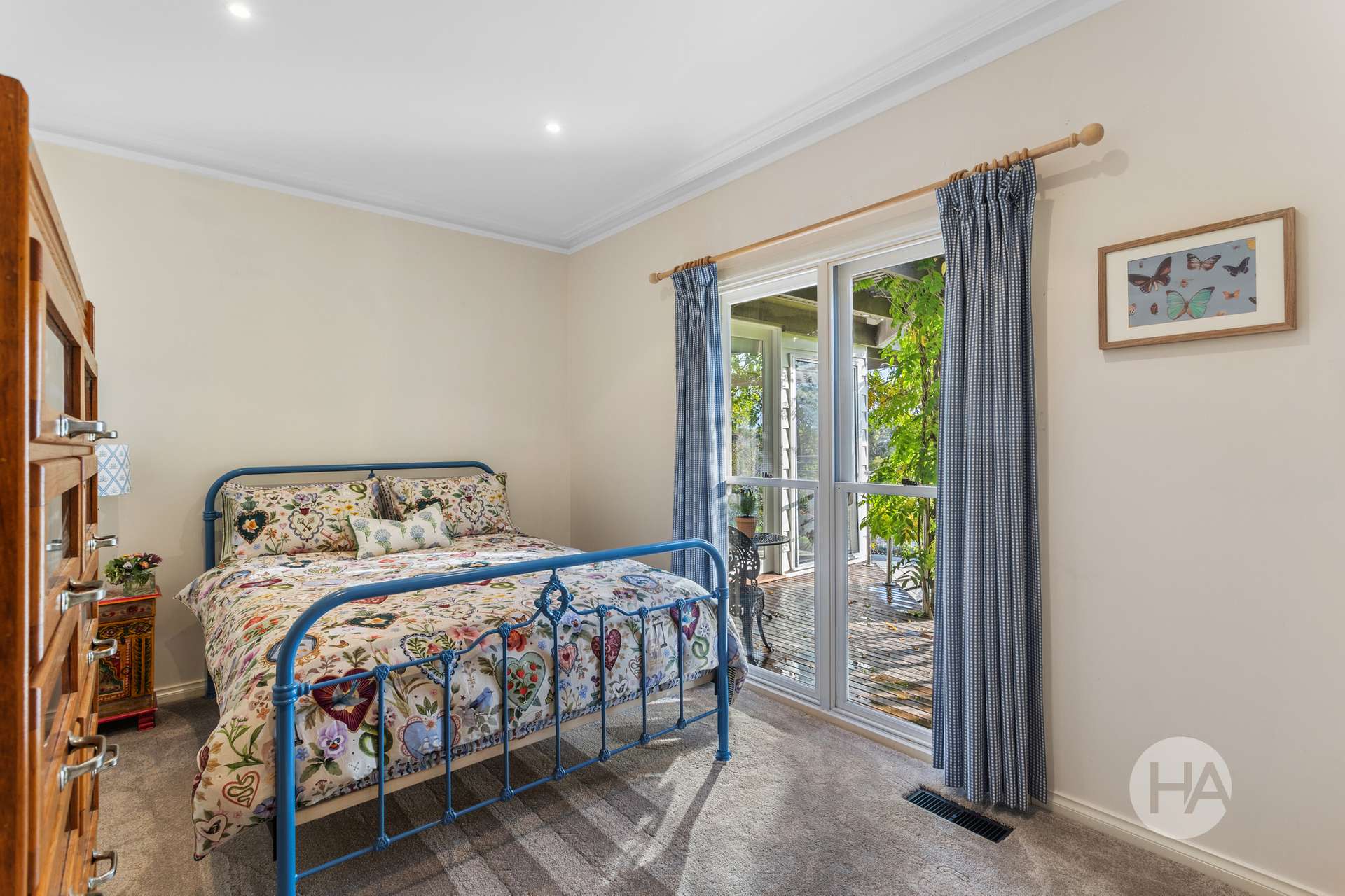 6 Thornton Road, Mount Eliza For Sale by Farmbuy.com - image 11