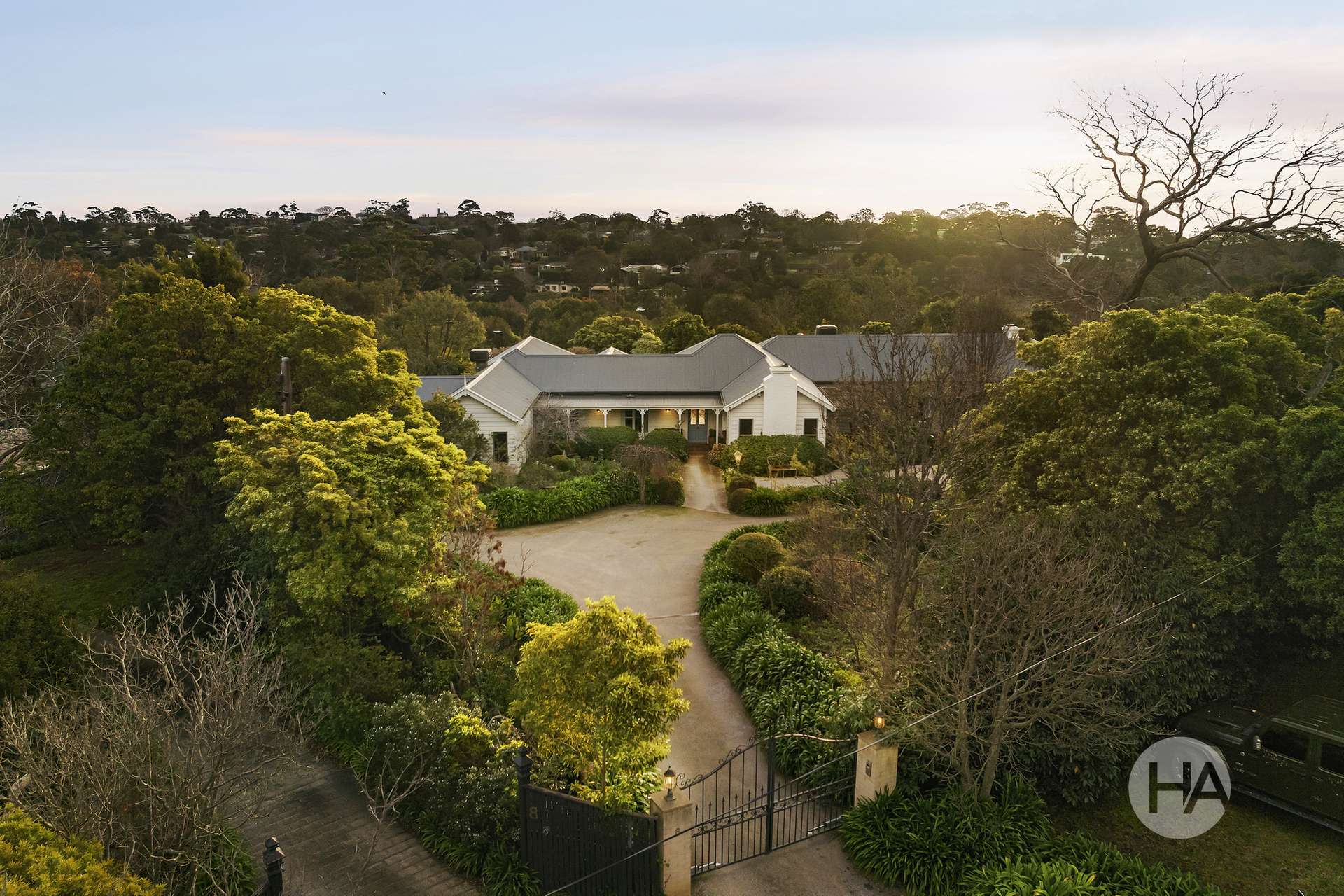 6 Thornton Road, Mount Eliza For Sale by Farmbuy.com - image 2