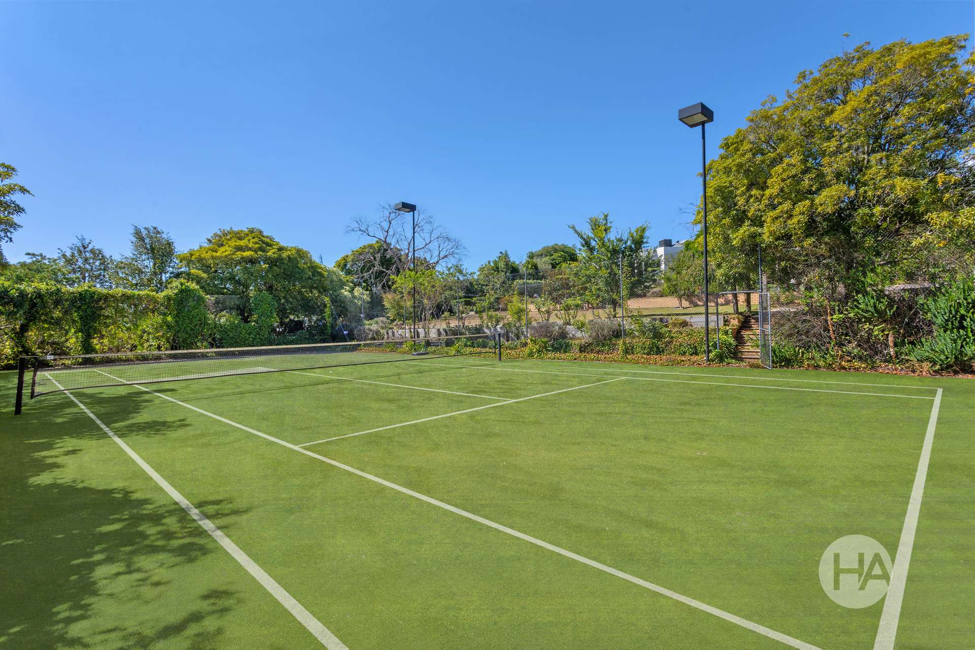 6 Thornton Road, Mount Eliza For Sale by Farmbuy.com - image 13