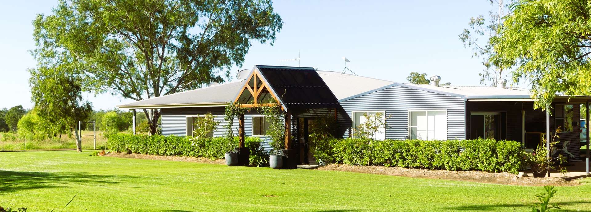 'Waldegrave' 941 Orallo Road, Roma For Sale by Farmbuy.com - image 2