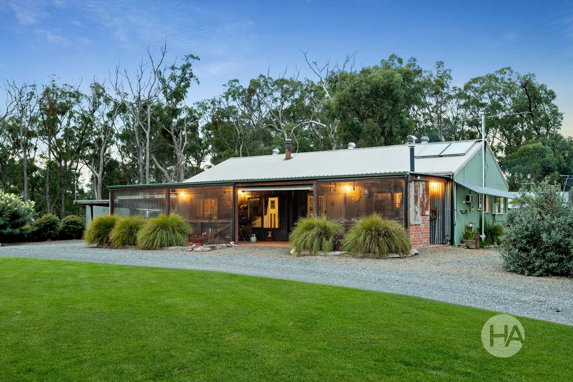16 Ross Road, Gruyere For Sale by Farmbuy.com - image 23