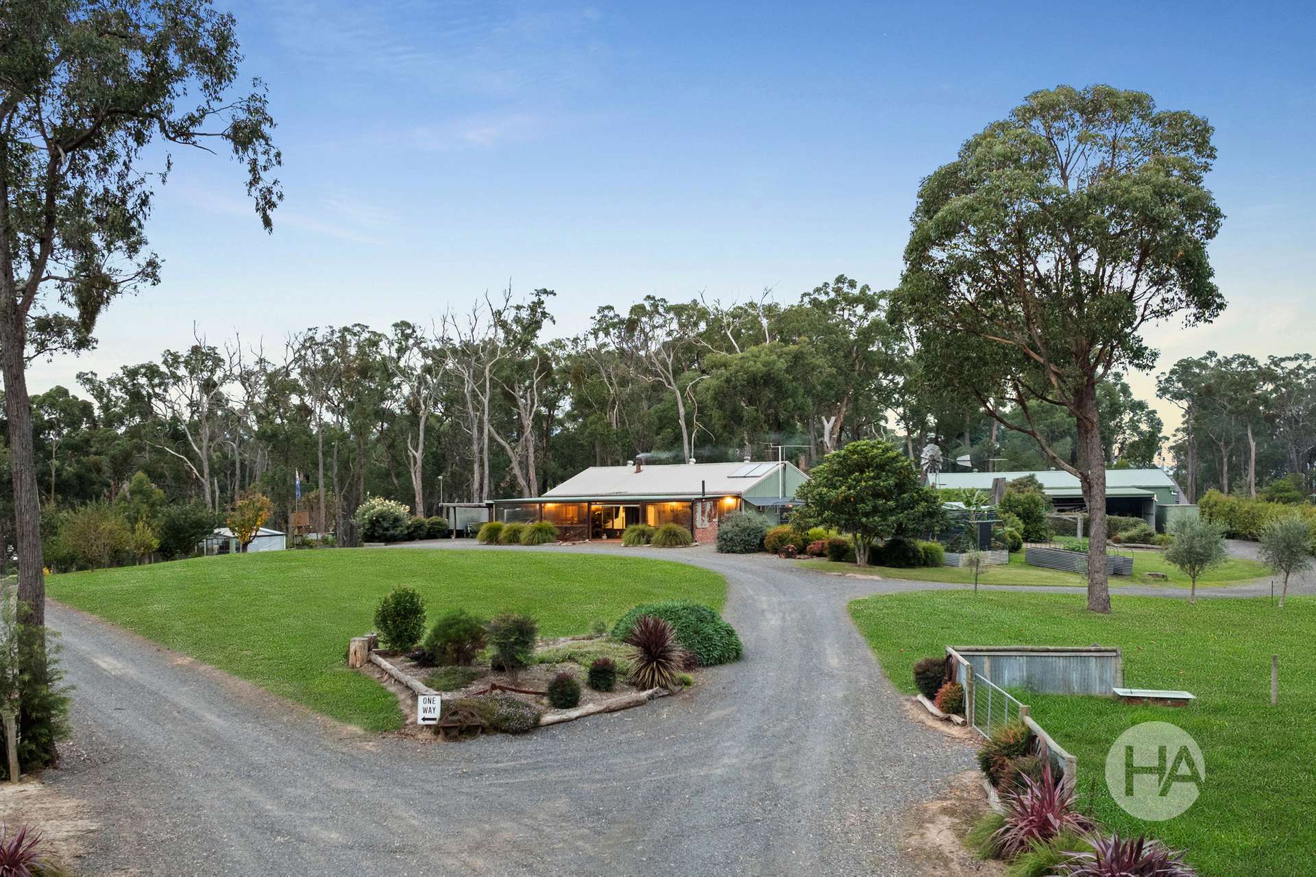 16 Ross Road, Gruyere For Sale by Farmbuy.com - image 1