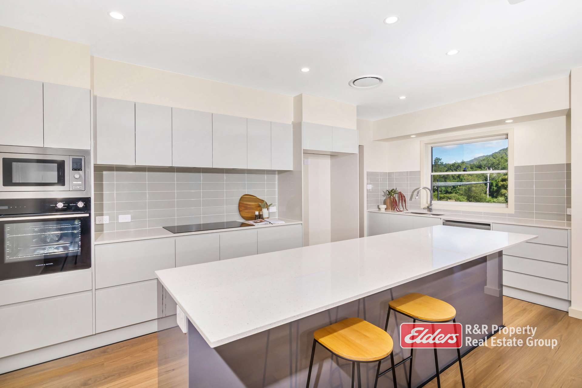 120 Briton Court Road, Stroud For Sale by Farmbuy.com - image 7