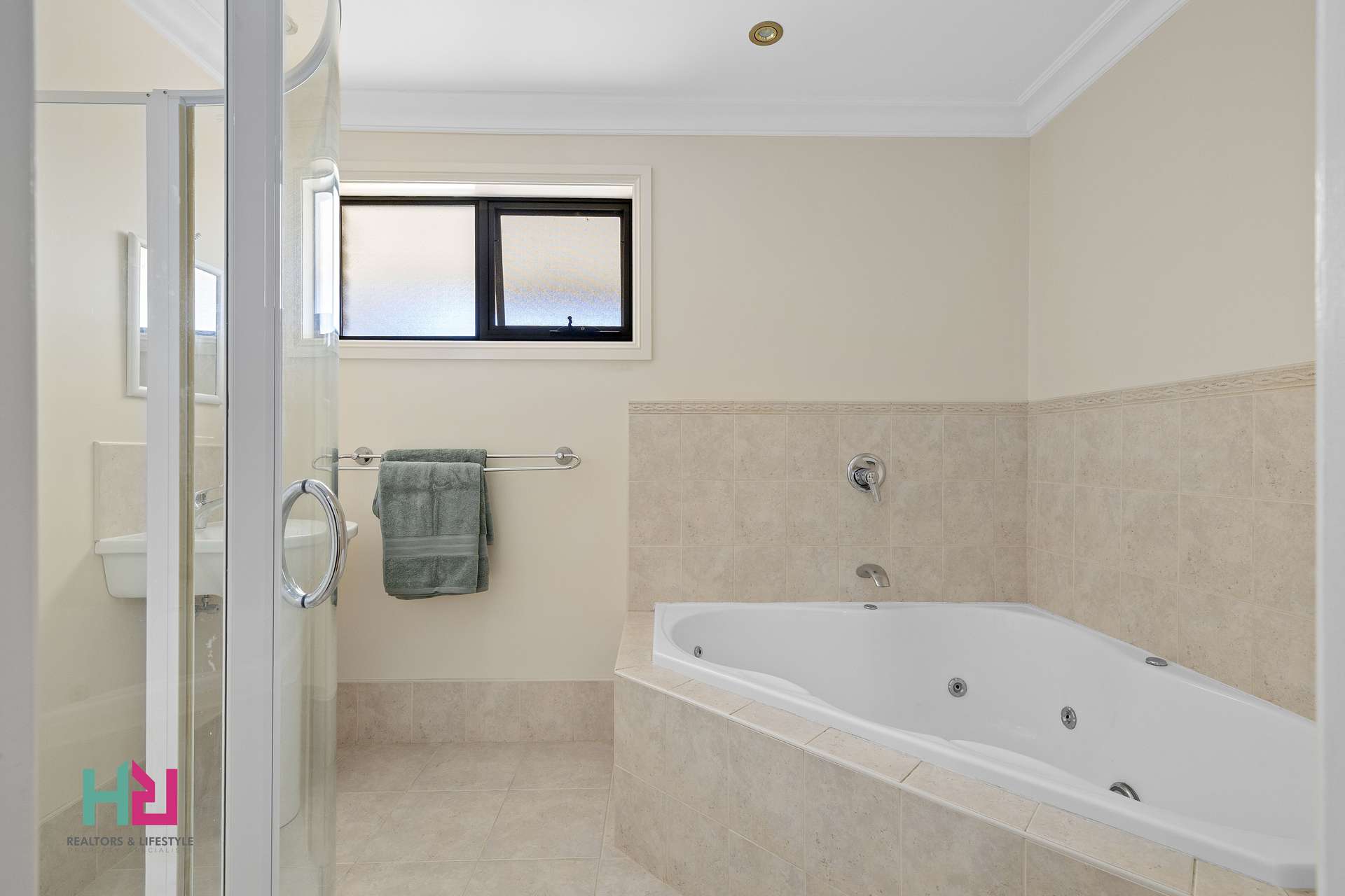 157 Mckanes Falls Road, South Bowenfels For Sale by Farmbuy.com - image 5