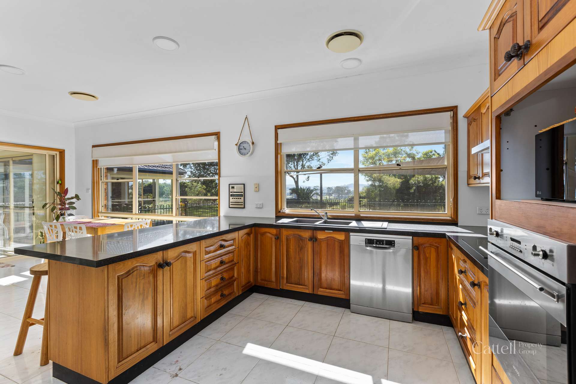 3 Cypress Grove, Aberglasslyn Sold by Farmbuy.com - image 9