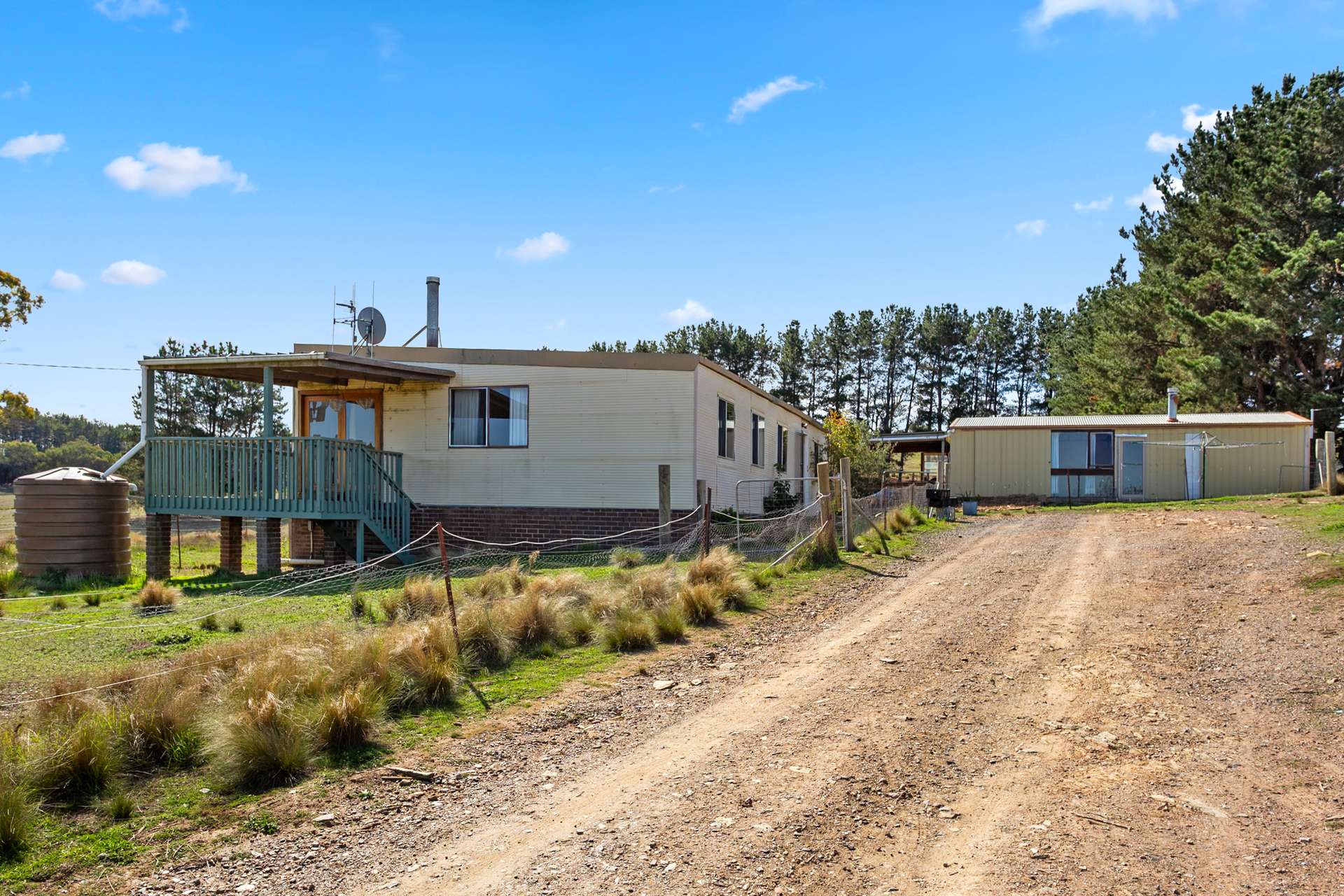 240 Shingle Hill Way, Gundaroo For Sale by Farmbuy.com - image 4