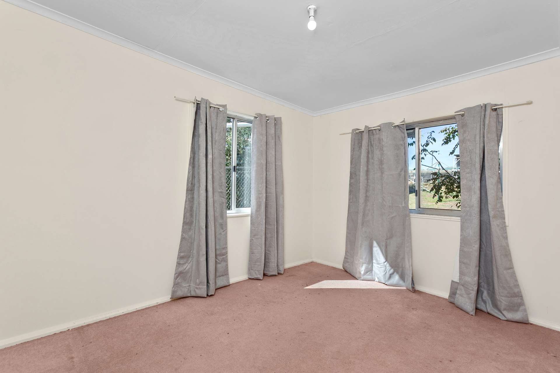 240 Shingle Hill Way, Gundaroo For Sale by Farmbuy.com - image 13