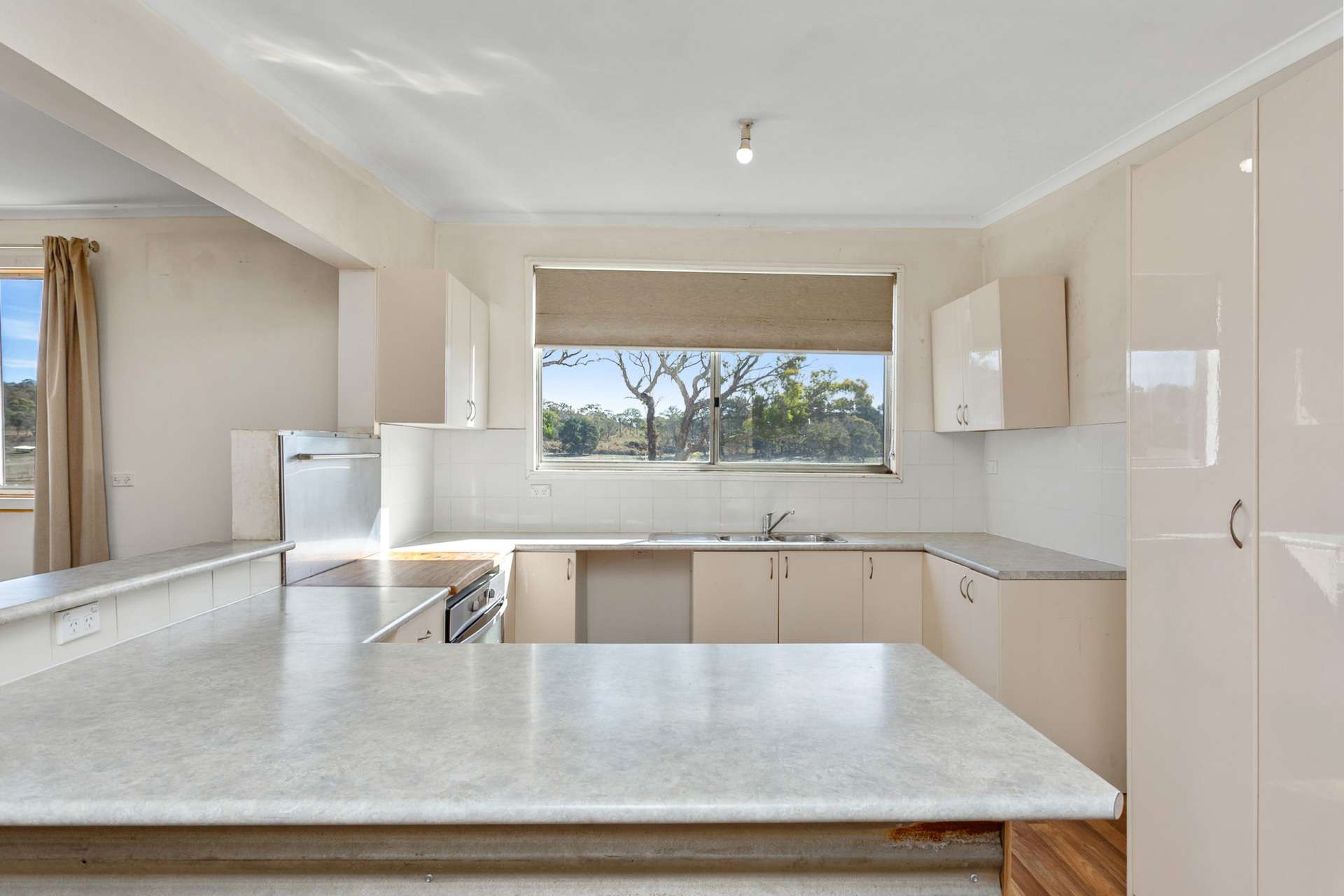 240 Shingle Hill Way, Gundaroo For Sale by Farmbuy.com - image 7