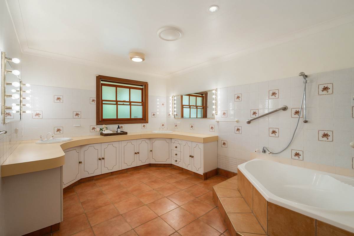28a Clarke Road, Highfields For Sale by Farmbuy.com - image 13