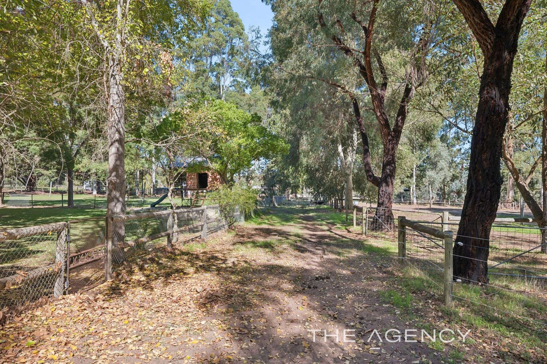 2925 Lilydale Road, Chidlow For Sale by Farmbuy.com - image 32