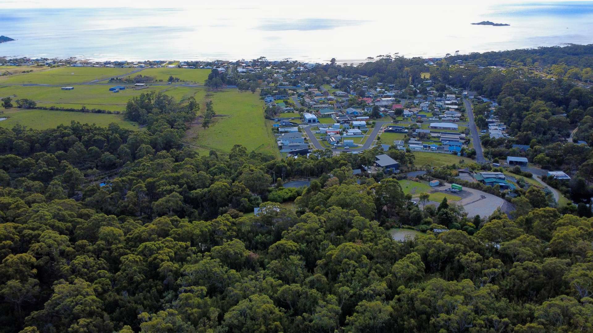 Lot 19,  Banksia Avenue, Sisters Beach For Sale by Farmbuy.com - image 6
