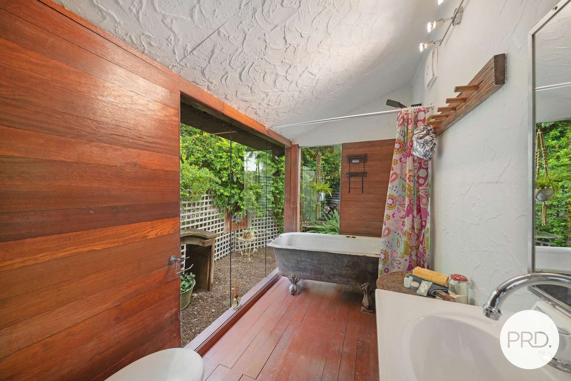 4400 Pacific Highway, Rossglen For Sale by Farmbuy.com - image 21