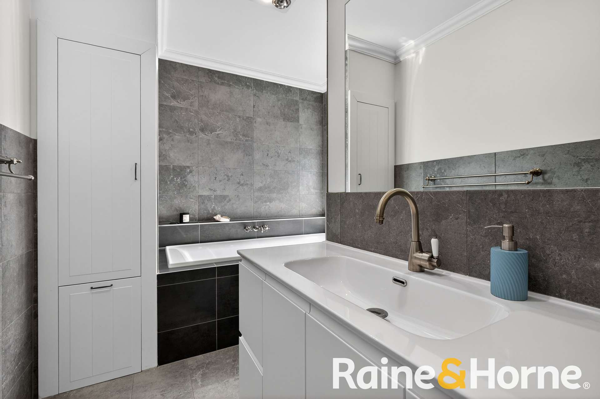 2/15 Harefield Road, Dubbo For Sale by Farmbuy.com - image 13
