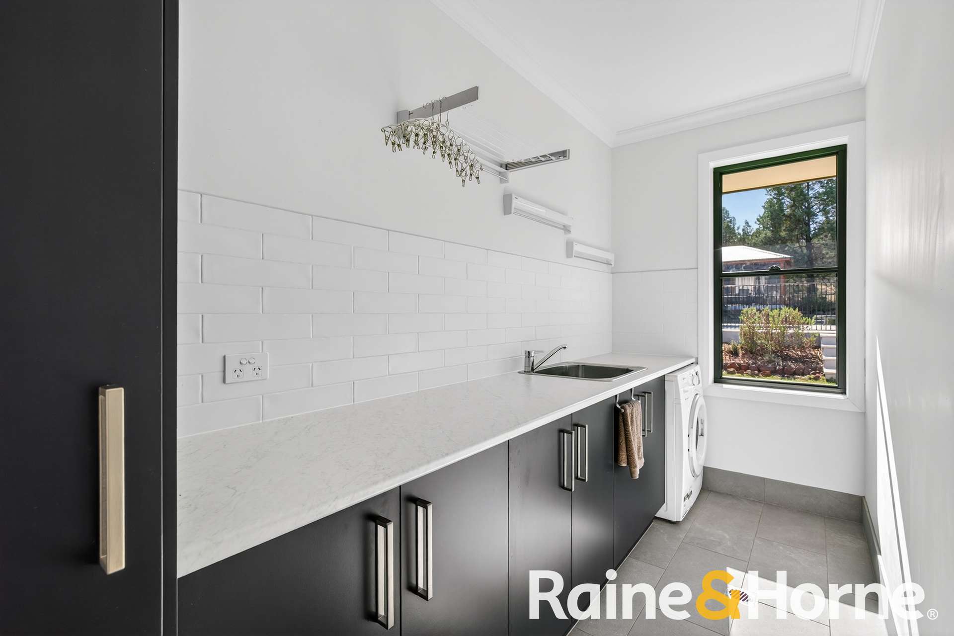 2/15 Harefield Road, Dubbo For Sale by Farmbuy.com - image 15