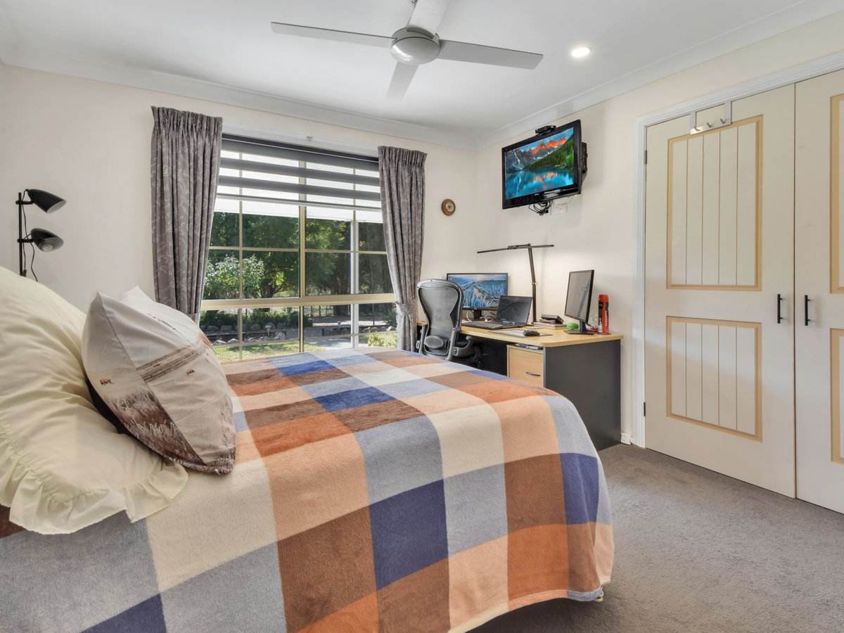 38 Byrne Close, Young For Sale by Farmbuy.com - image 17