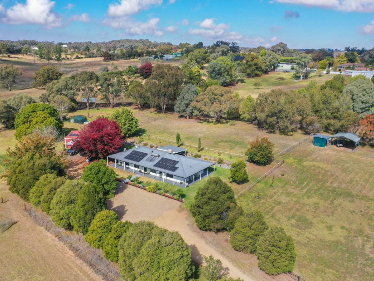 38 Byrne Close, Young For Sale by Farmbuy.com - image 2