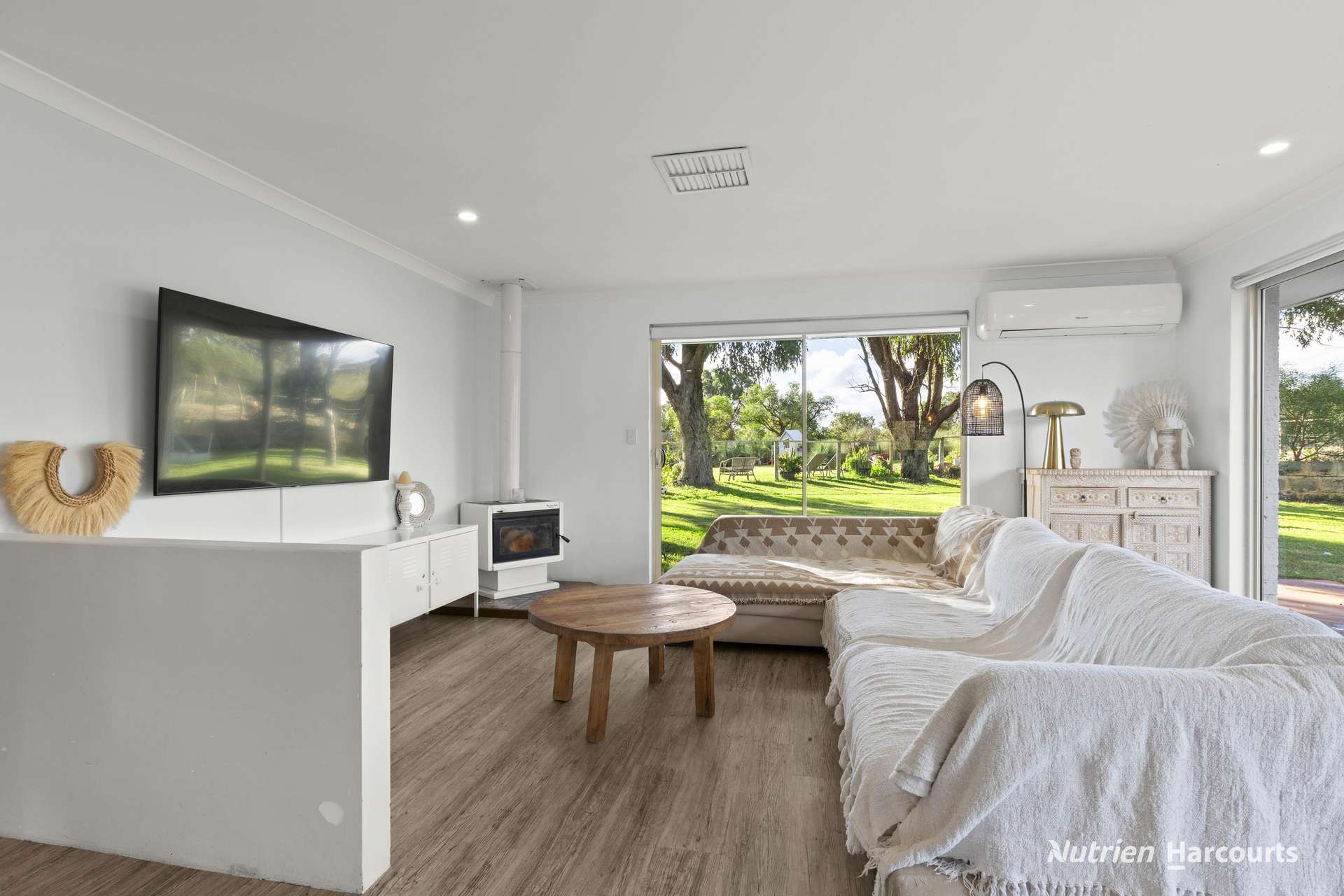 8 King Drive, Woodridge For Sale by Farmbuy.com - image 7