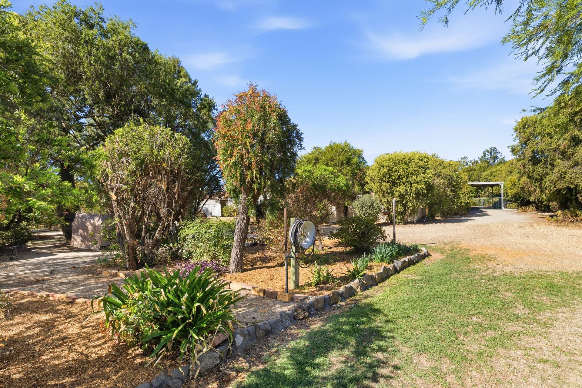8 Coorigil Street, Tamworth For Sale by Farmbuy.com - image 15